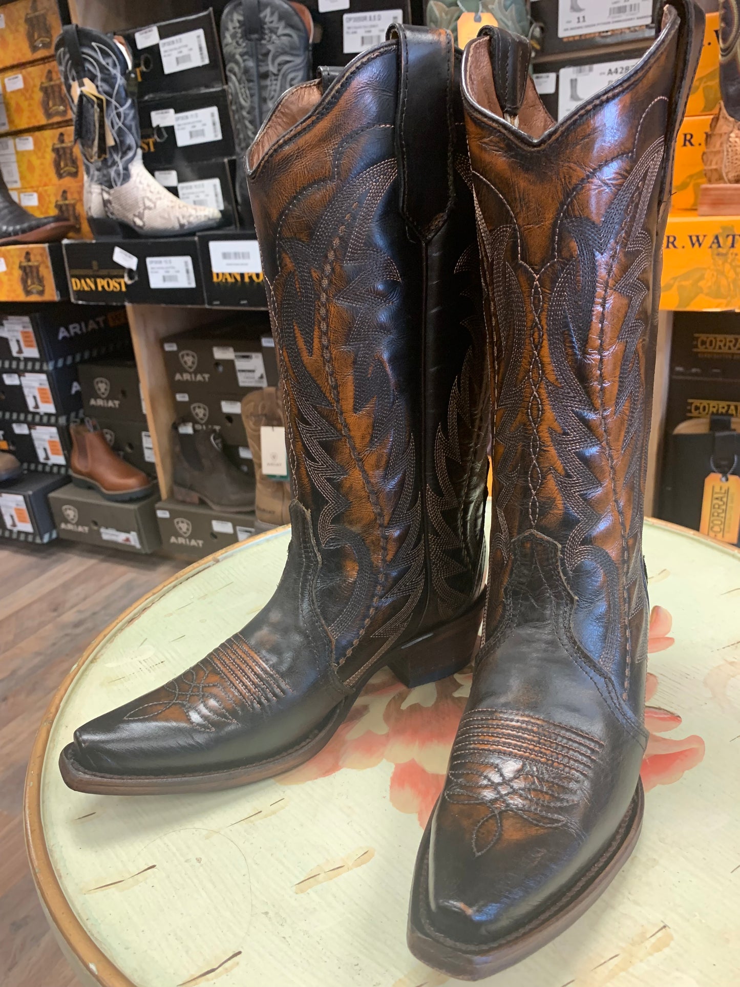 CORRAL WOMEN'S TRIAD WESTERN BOOTS - SNIP TOE