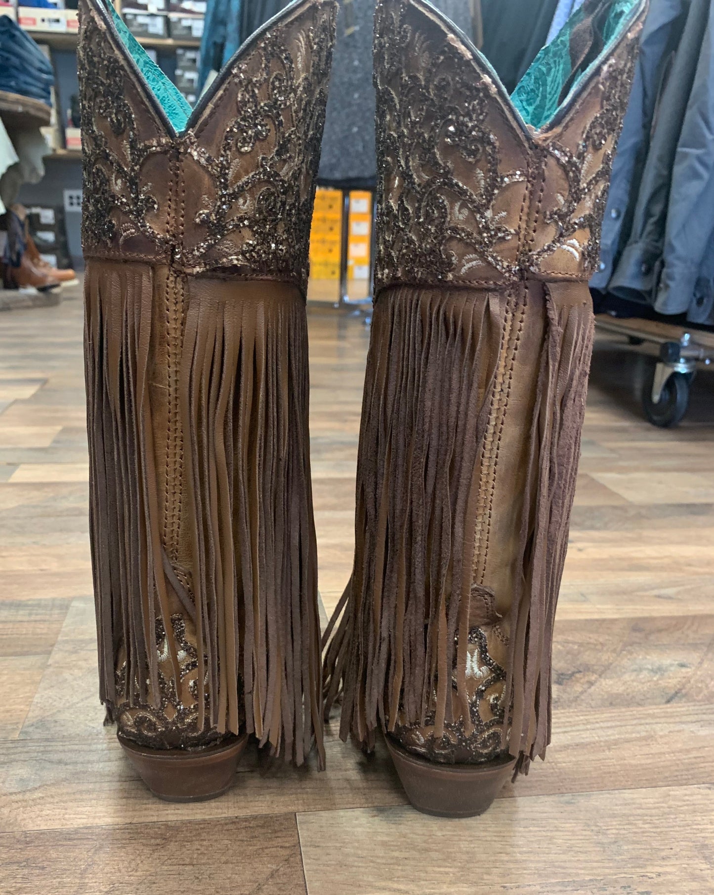 CORRAL HONEY LAMB OVERLAY EMROIDERY FRINGE C3876