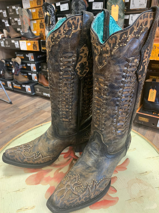 CORRAL WOMEN'S LEOPARD PRINT WOVEN WESTERN BOOTS - SNIP TOE C3881