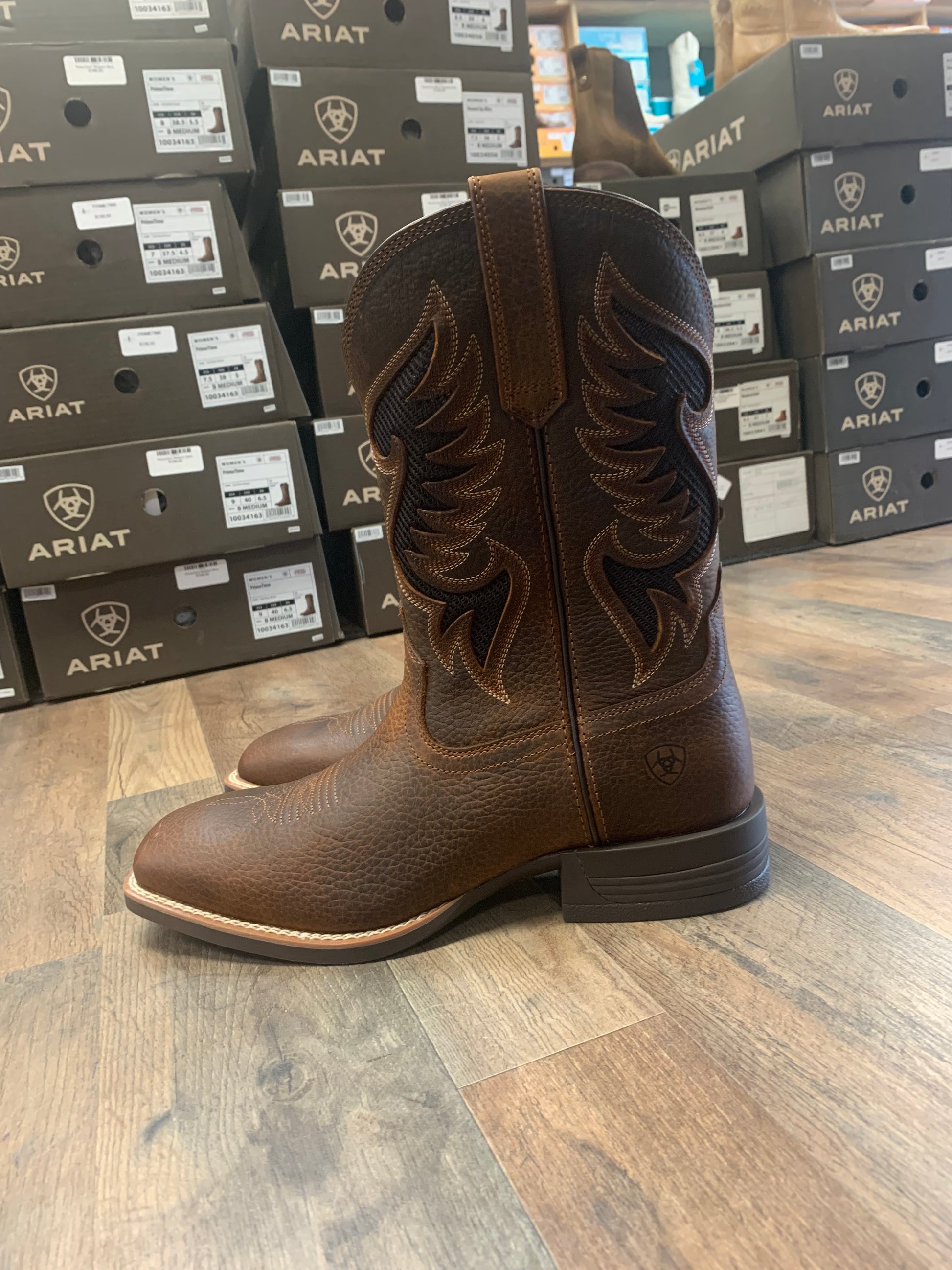 ARIAT MEN'S COWPUNCHER VENTTEK PERFORMANCE WESTERN BOOTS
