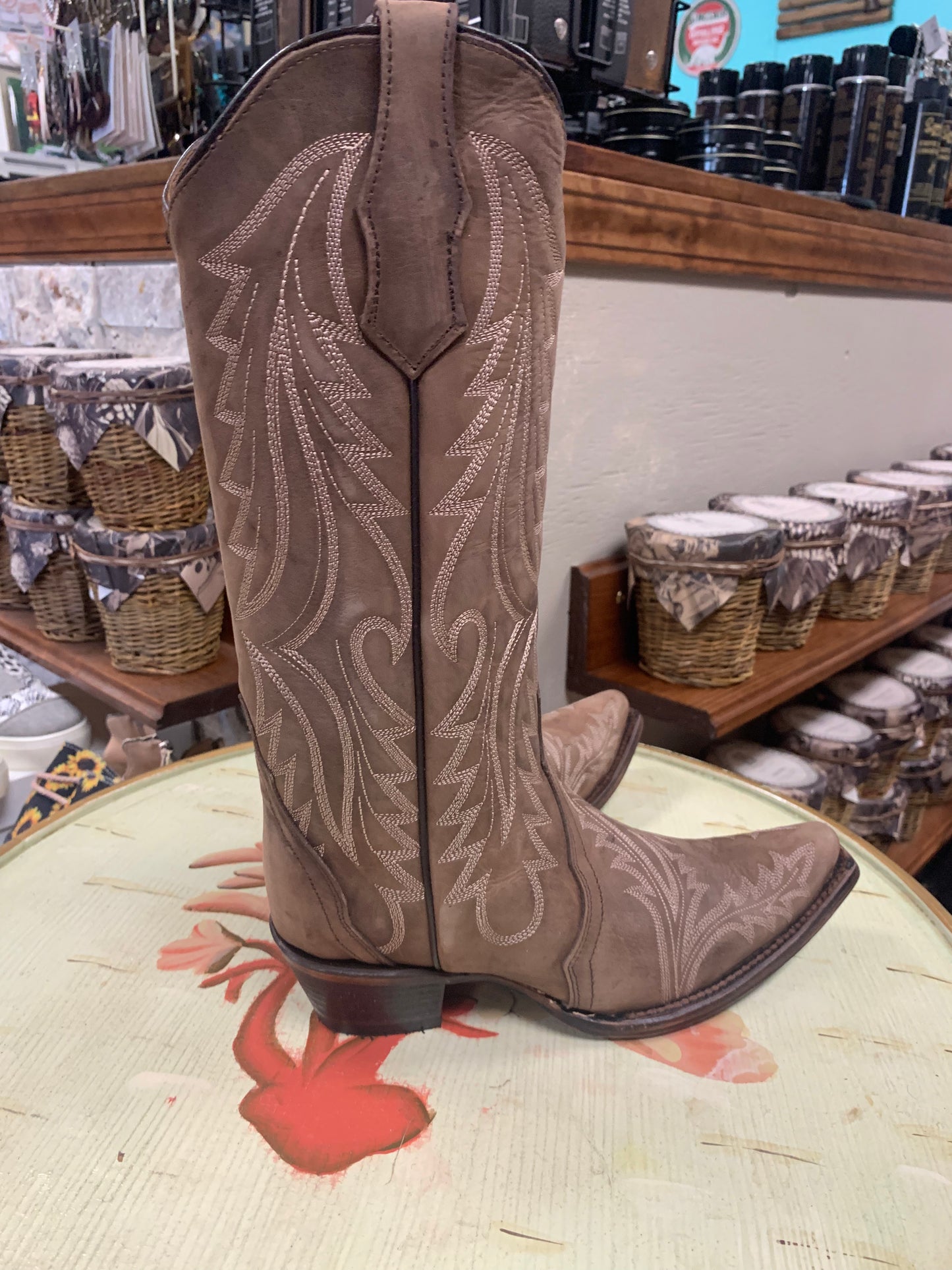 Circle G Women's Sand Embroidery Western Boots - Snip Toe