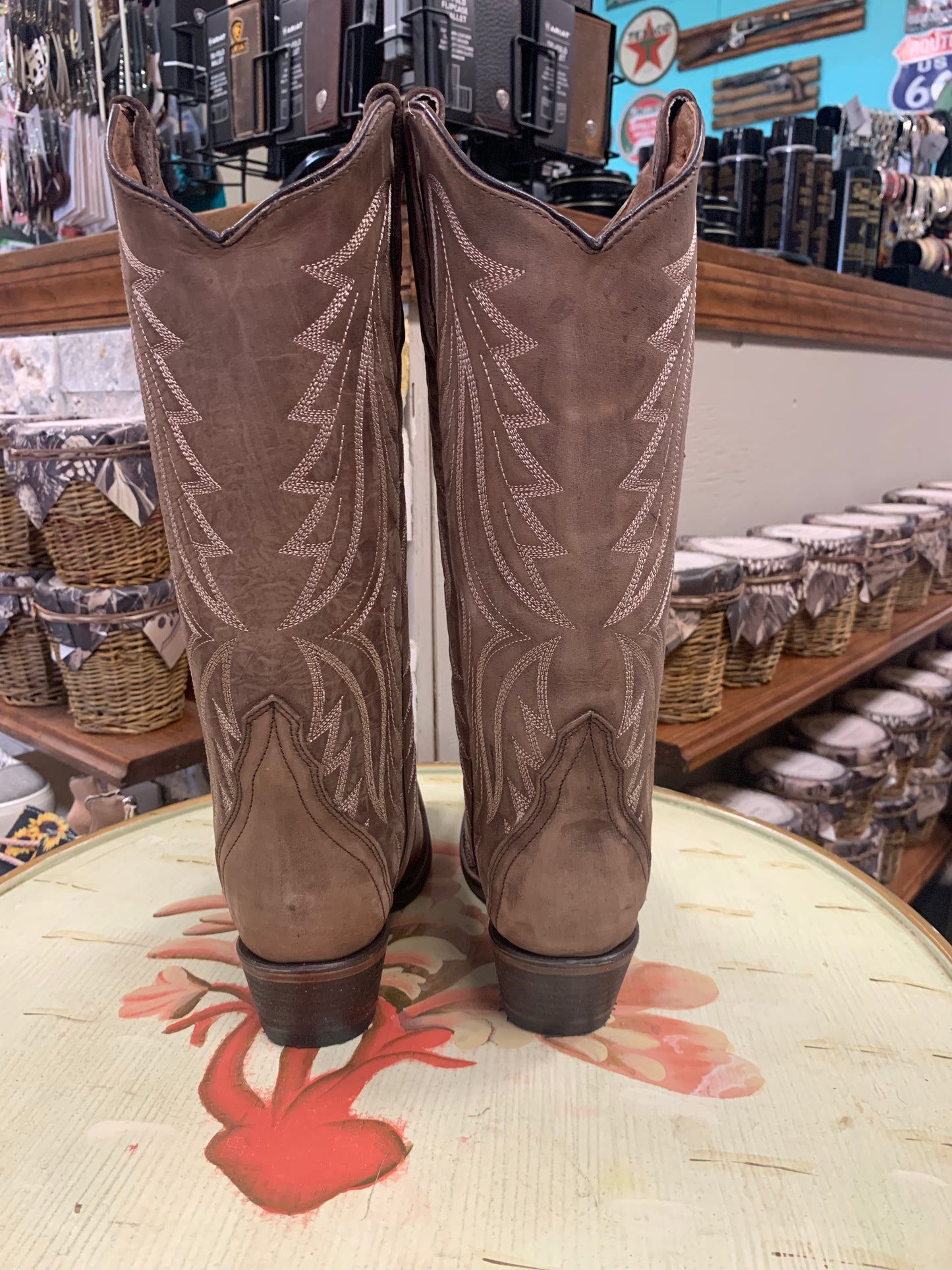 Circle G Women's Sand Embroidery Western Boots - Snip Toe