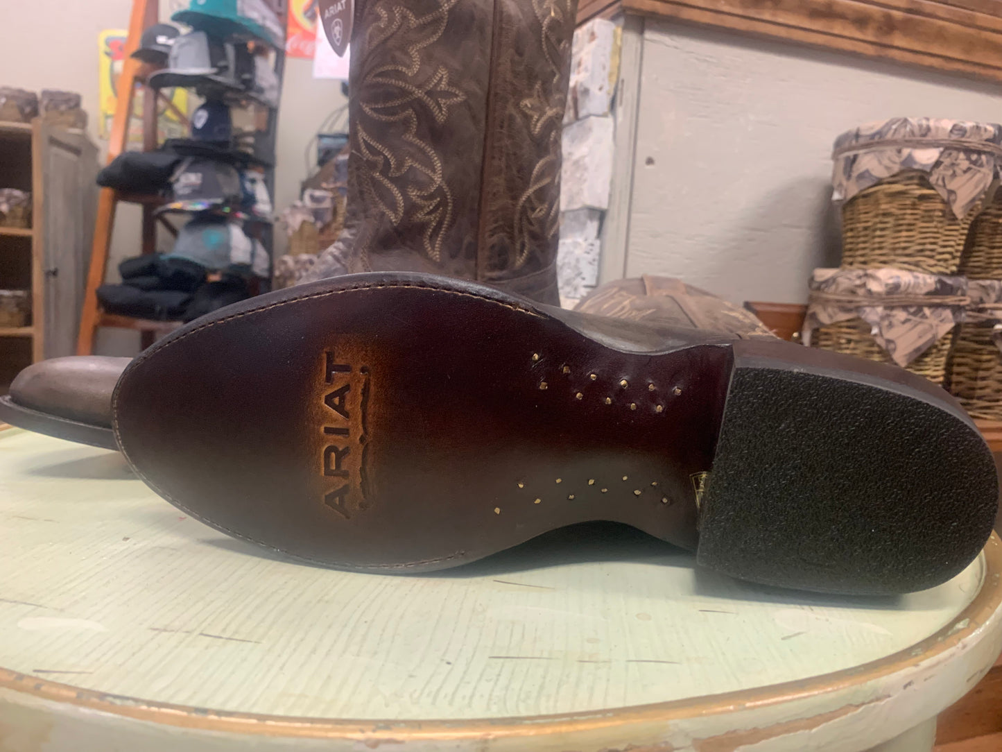 ARIAT MENS MAVERICK LOCO BROWN - ALMOND TOE