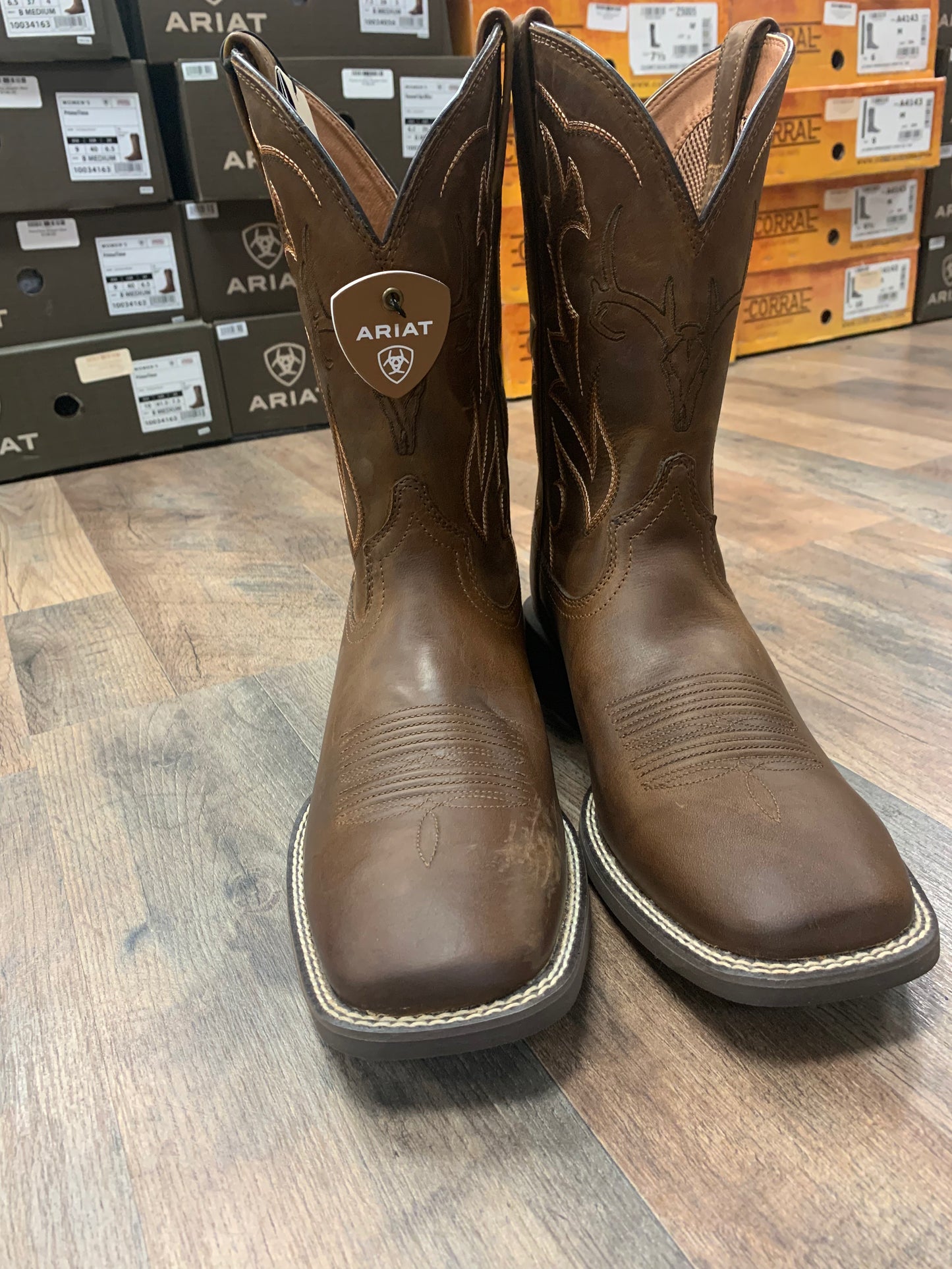 Ariat Men's Sport Outdoor Deer Skull Distressed Brown Boots 10038330