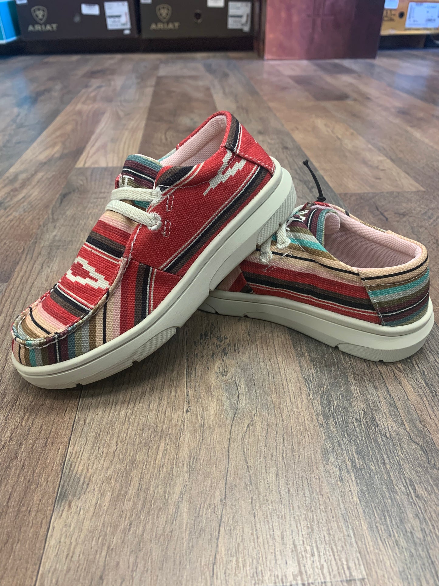 ARIAT GIRLS' CRUISER PASTEL SERAPE FLX FOAM LACE-UP CASUAL HILO - ROUND TOE