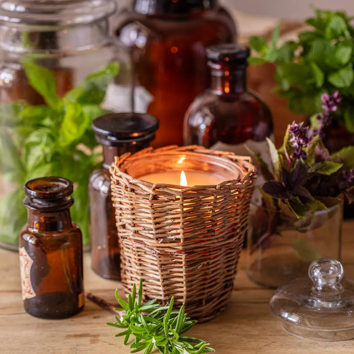 PATCHOULI CANDLE SKU PHDEAC230005