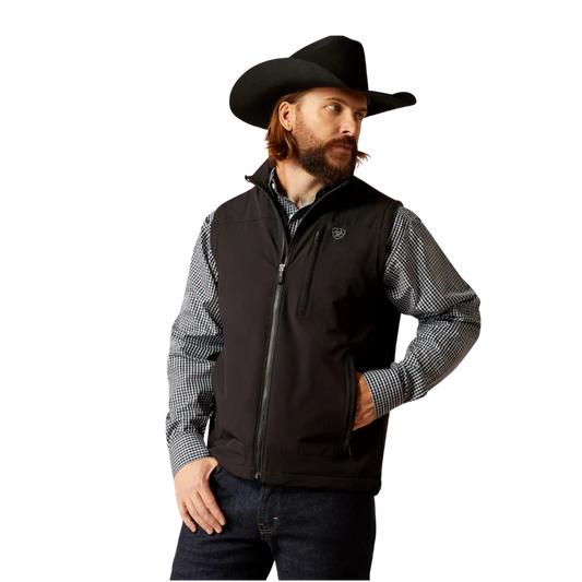 Embrace the wild frontier spirit with the boldly styled and exquisitely crafted Ariat Men's Pioneer Stretchshell Black Vest.