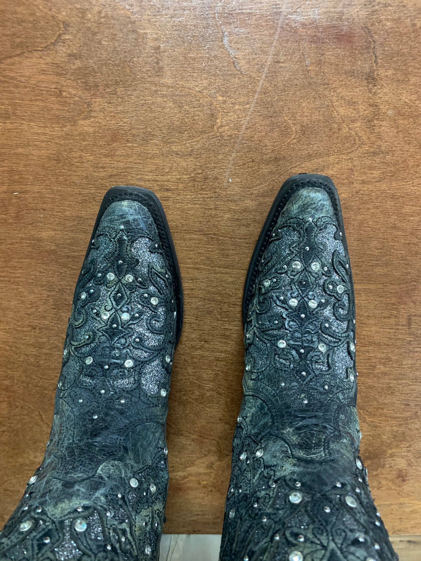 CORRAL LADIES GREY GLITTER INLAY/CRYSTALS SNIPED TOE BOOT STYLE A3672 - Boot N Shoot