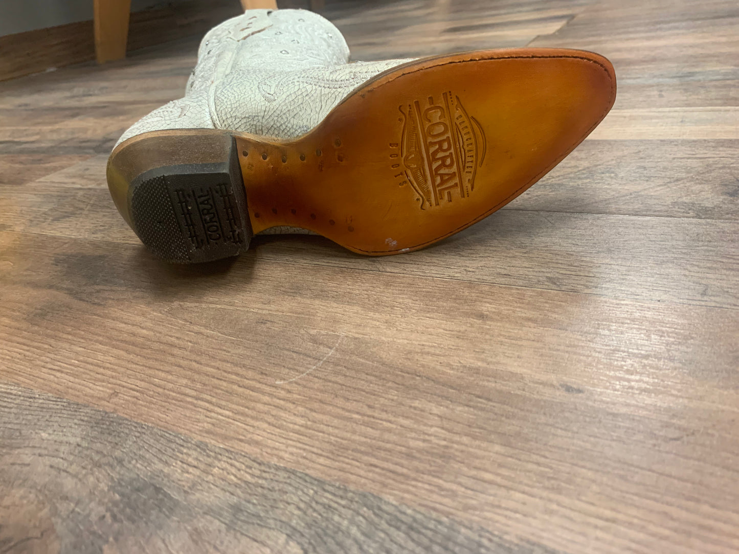 Corral Ladies Bone Crystal Embroidered White Snip Toe Boots Z5123