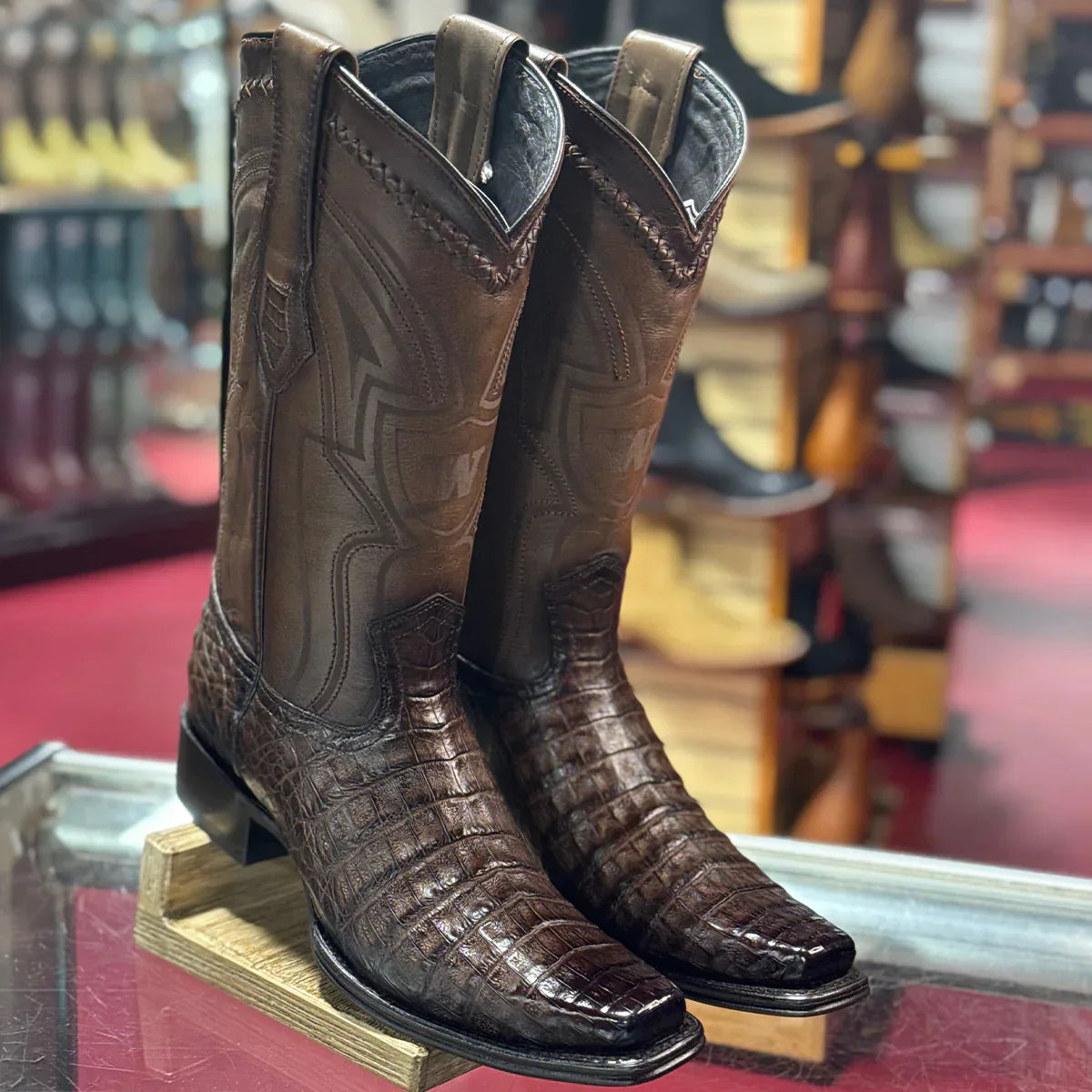 Caiman vs Ostrich Cowboy Boots: Which Exotic Leather Is Right for You?