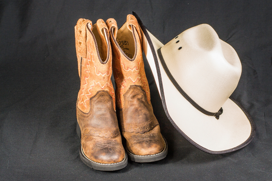 How Boot N Shoot Helps You Add Western Fashion to Your Look