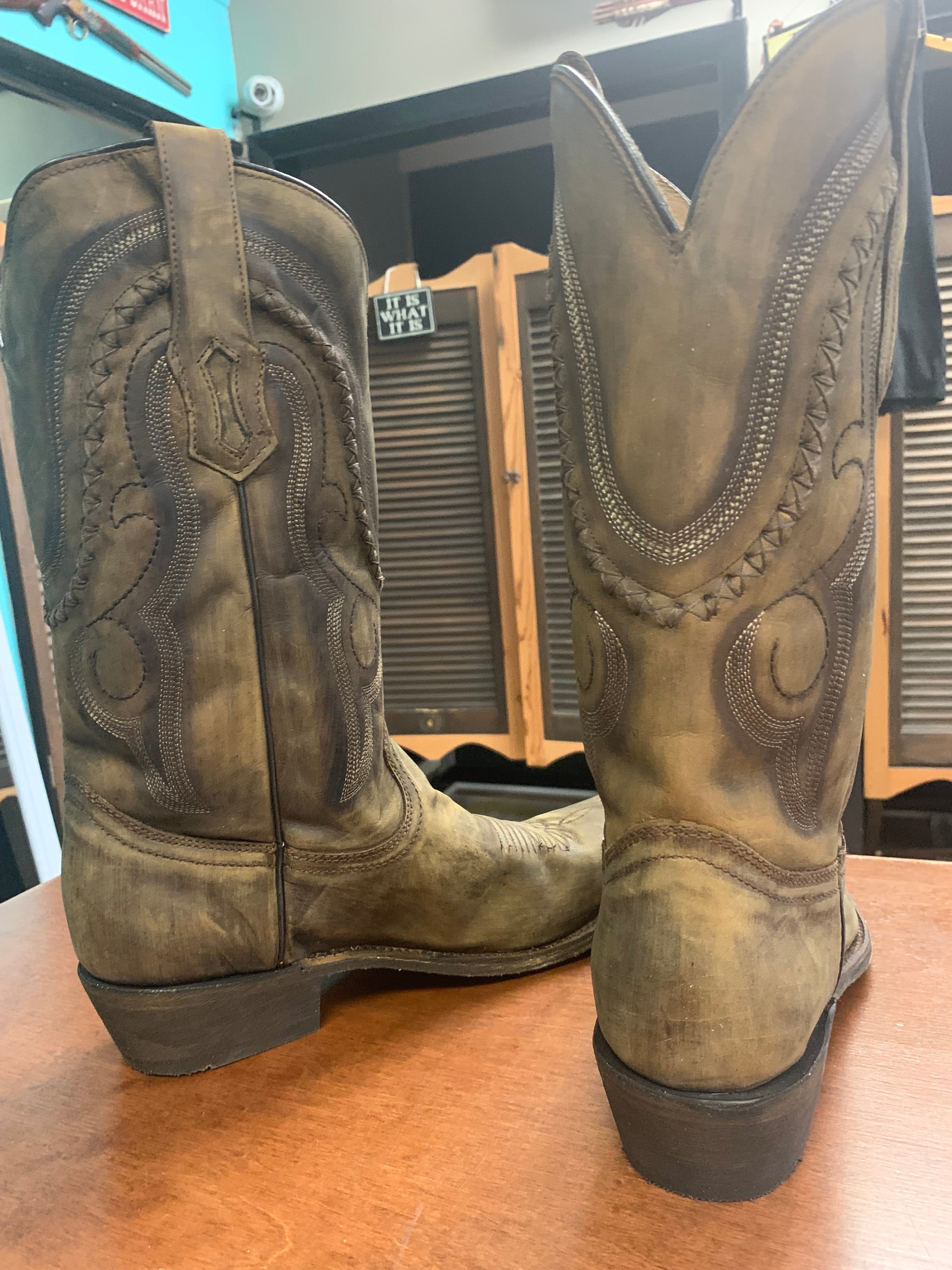 Mens narrow outlet width cowboy boots