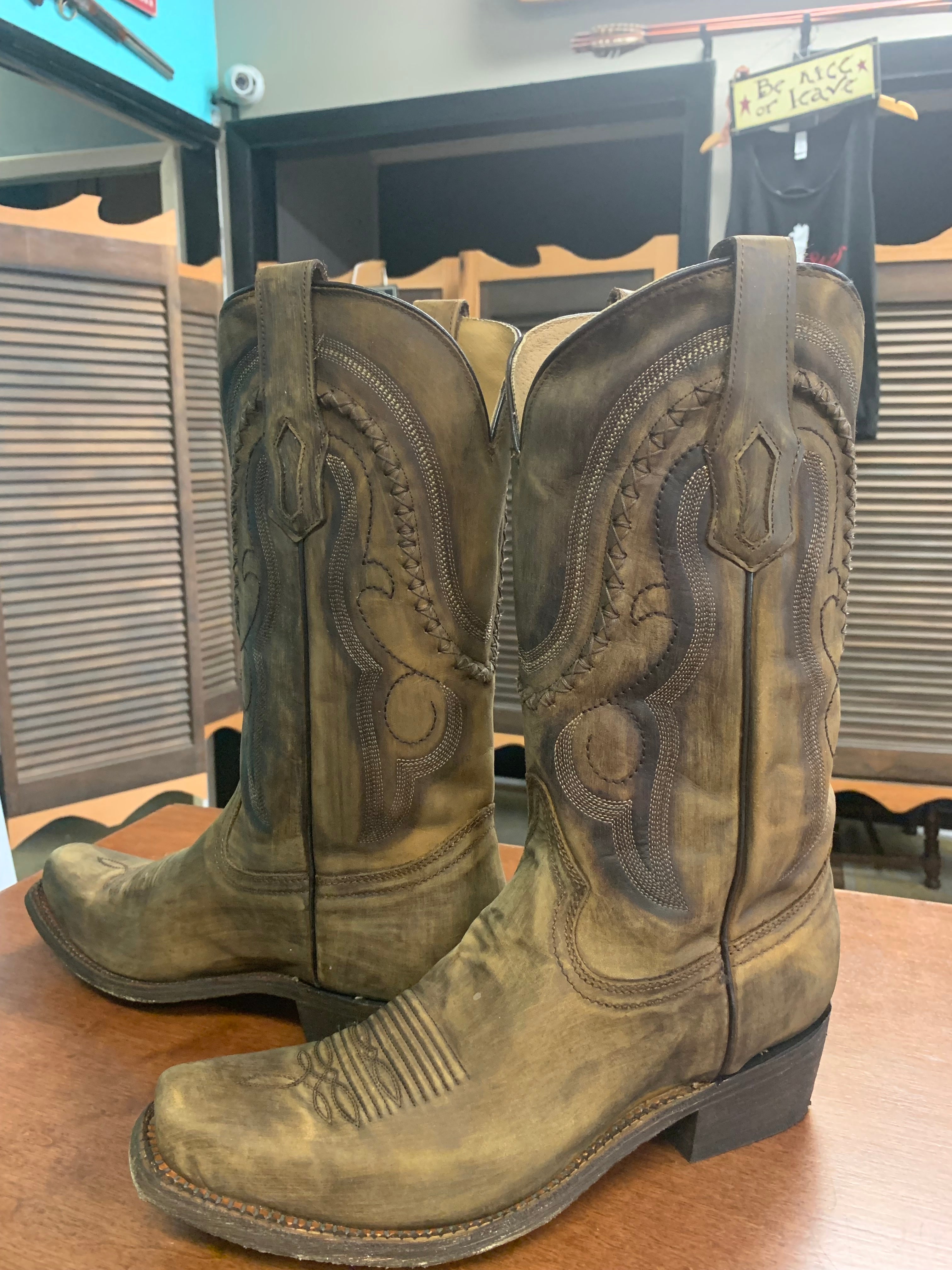 Mens corral 2025 boots clearance