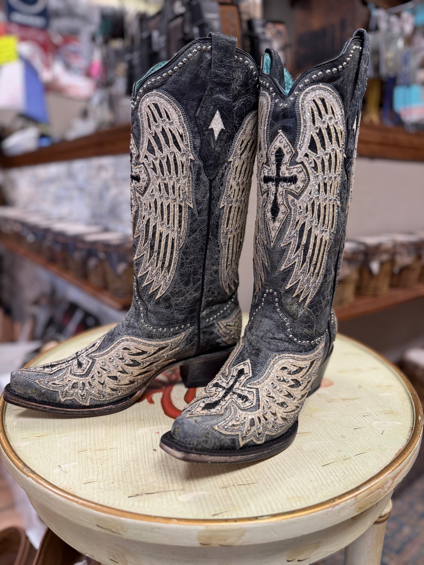 Corral Women's Cross & Wings Overlay Western Boots - Snip Toe