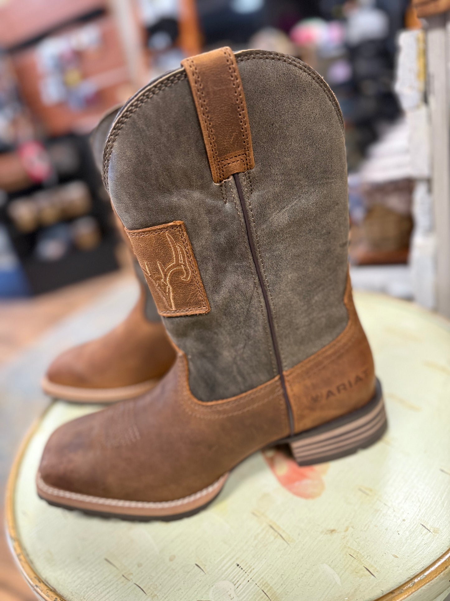 Ariat Casper Brown with Cave Tan Hybrid Patriot Country Men's Western Boot