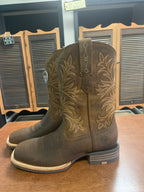 Ariat Men's Oakwood Distressed Western Boots - Broad Square Toe