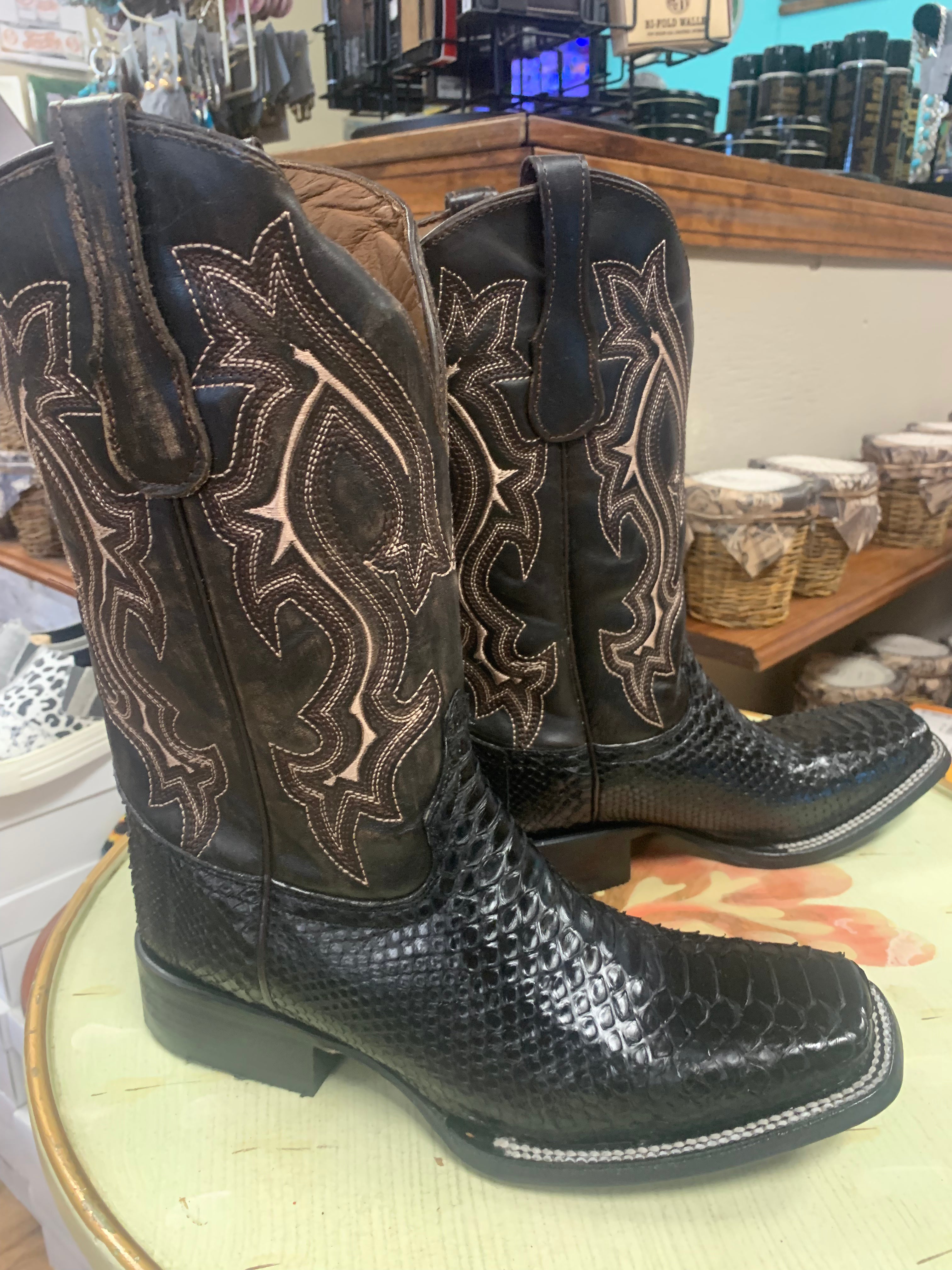 Python Embroidary Corral Men's Black Python Embroidery Square Toe – Boot N Shoot
