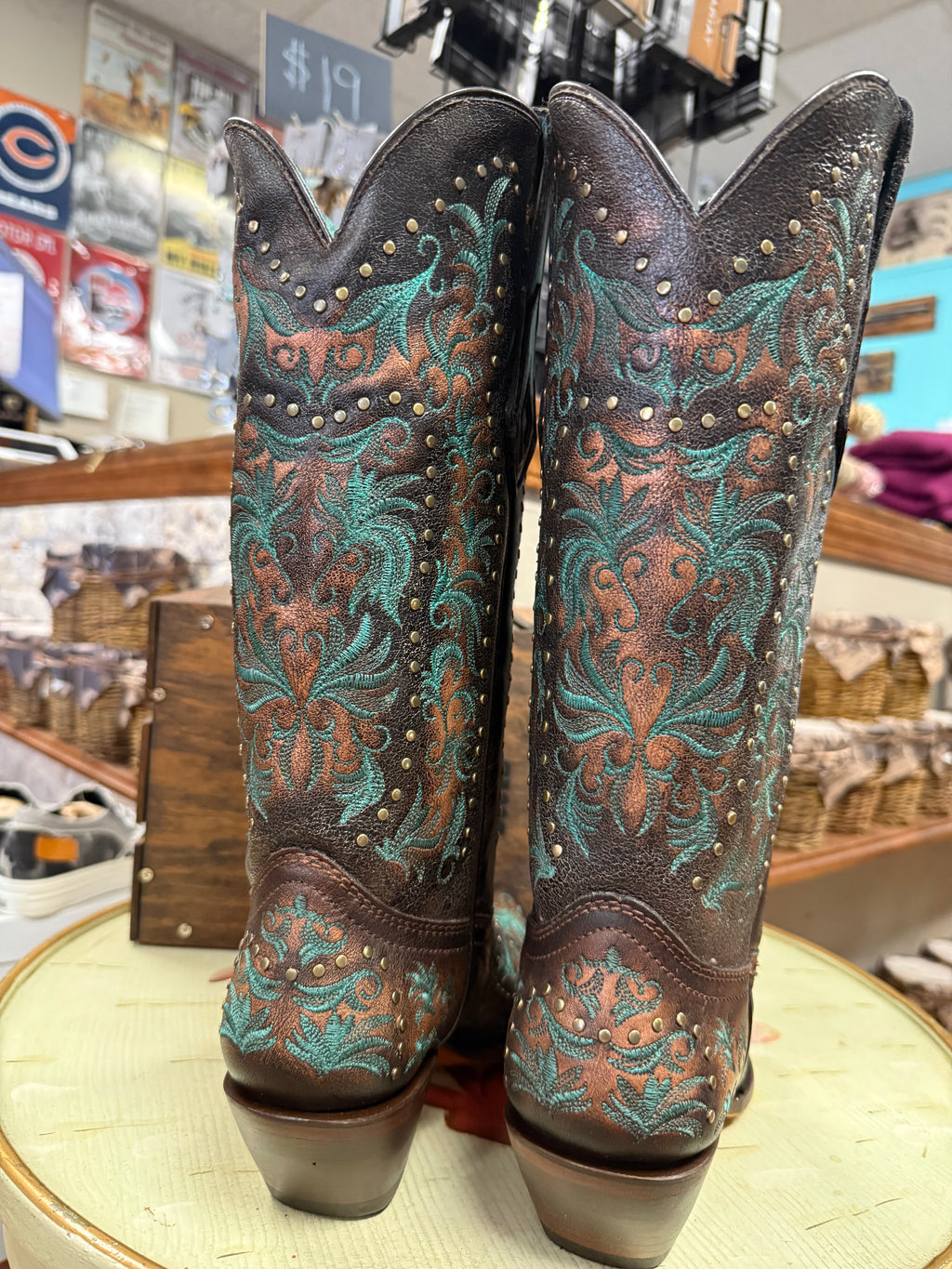 Corral Ladies Copper Embroidery and Studs