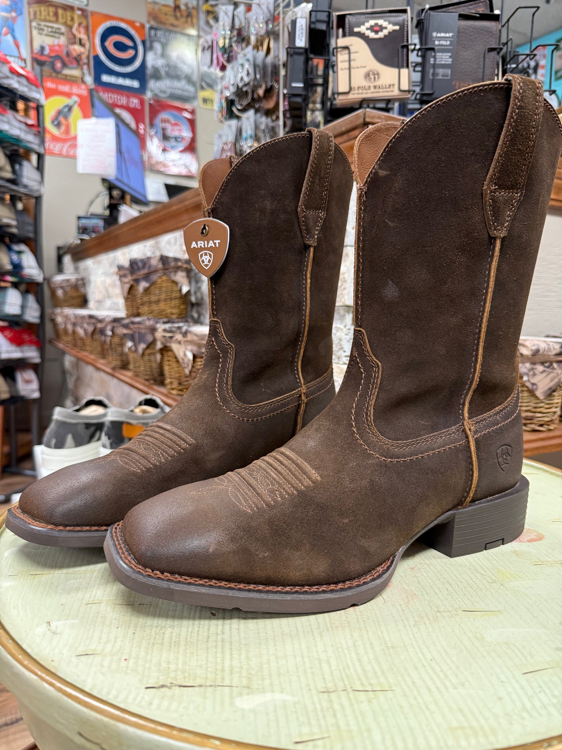 Ariat Boots Men Sport Outfitter in Distressed Brown Ariat Boots Men Sport Outfitter in Distressed Brown