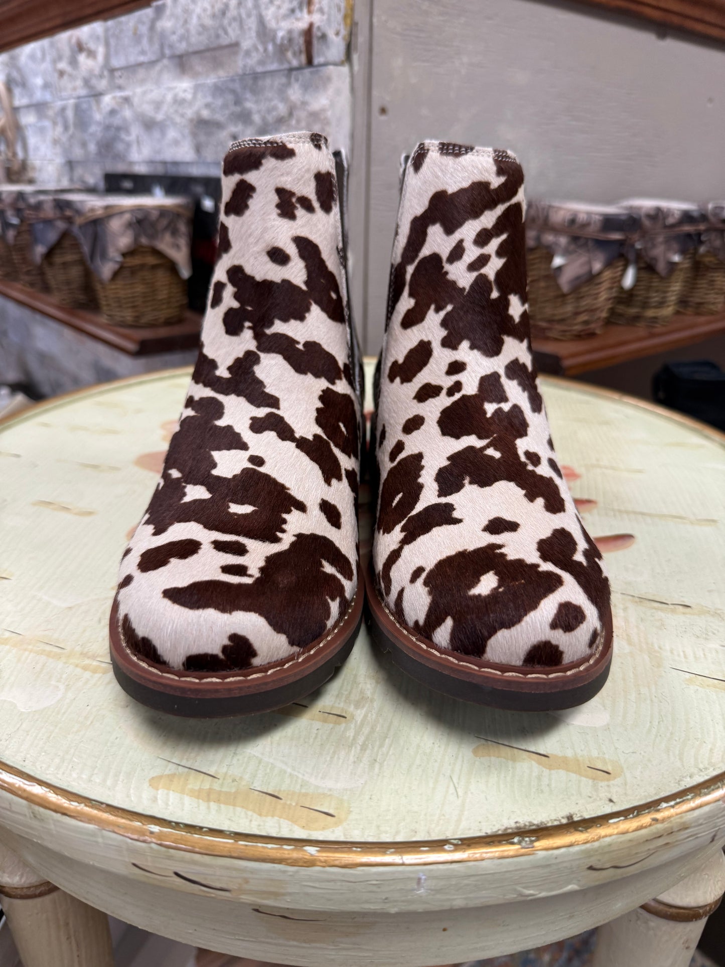 ARIAT WOMEN'S WEXFORD HAIRON BOOTS - ROUND TOE 10050915
