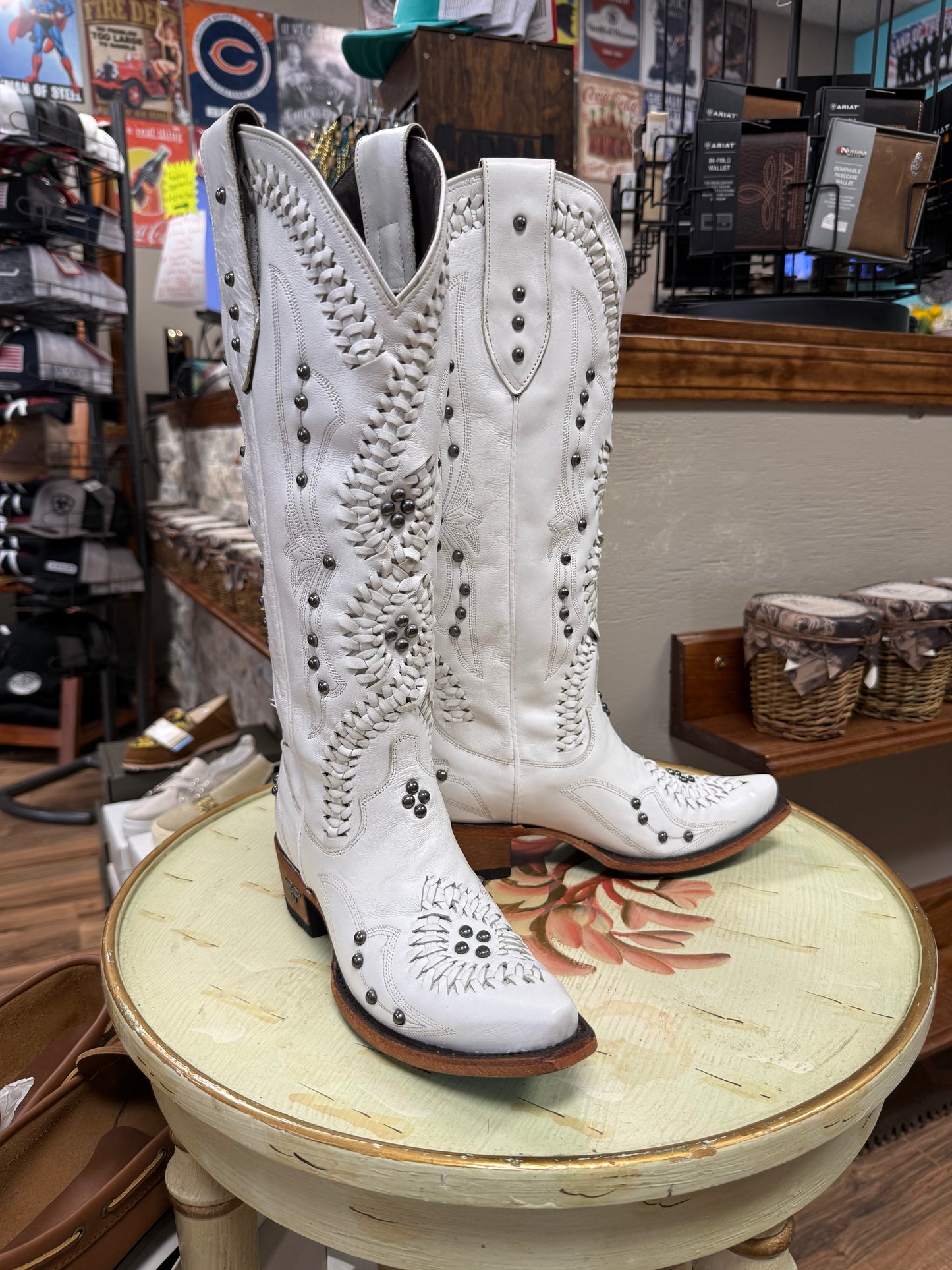LANE WOMEN'S COSSETTE WESTERN BOOTS - SNIP TOE LB0469H