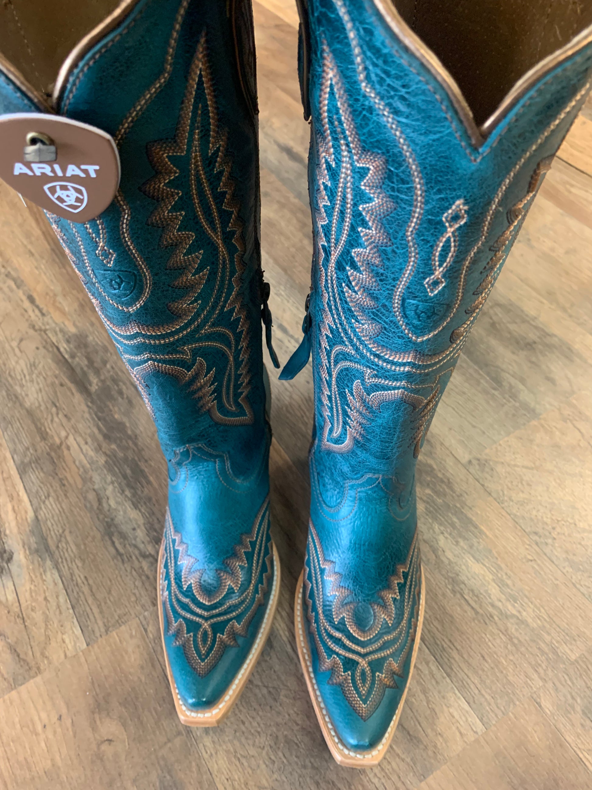 ARIAT WOMEN'S CASANOVA WESTERN BOOTS SNIP TOE – Boot N Shoot