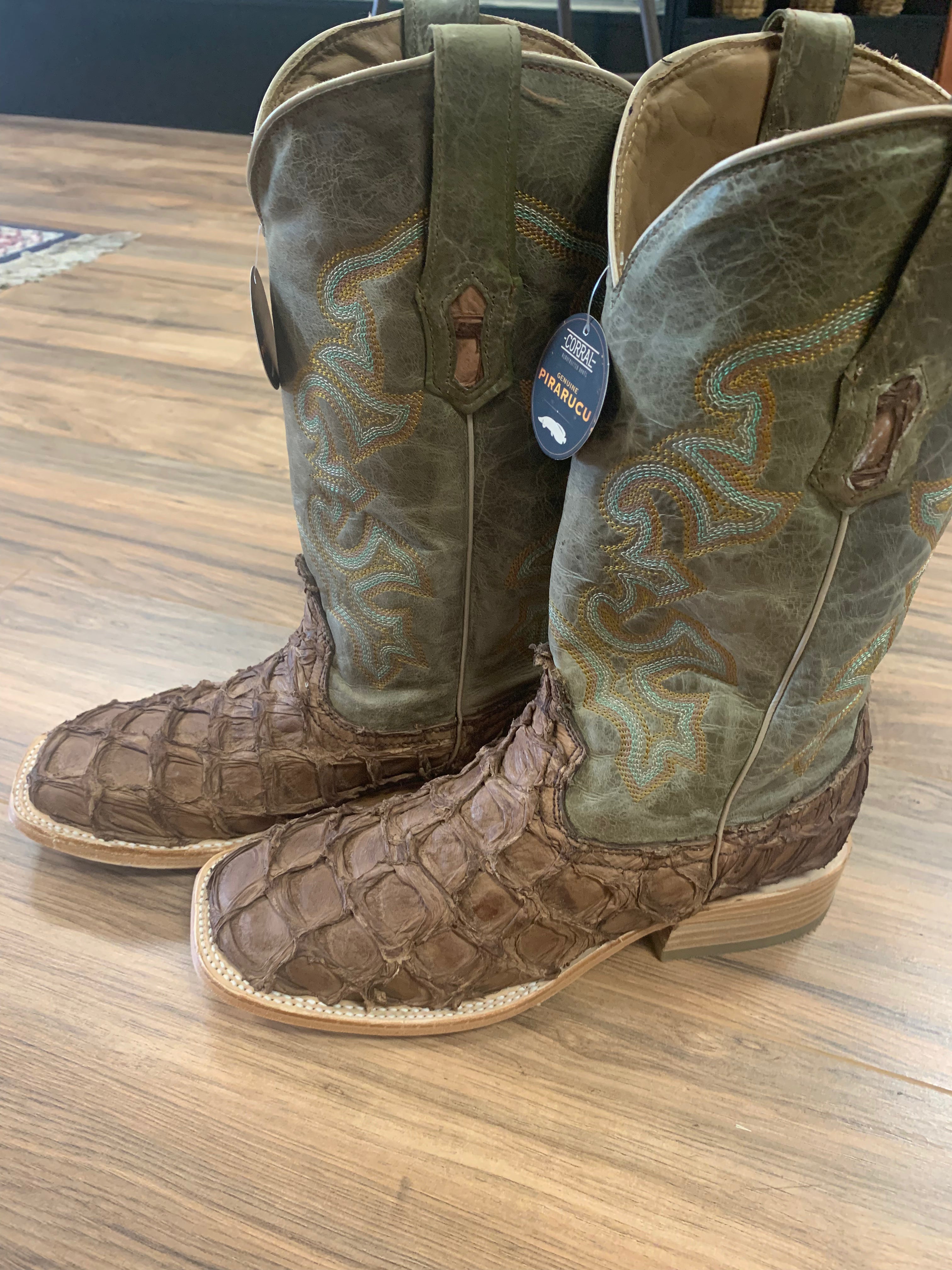 CORRAL  Corral Men's Brown Turquoise Fish Embroidery Square Toe Western Boots A4048