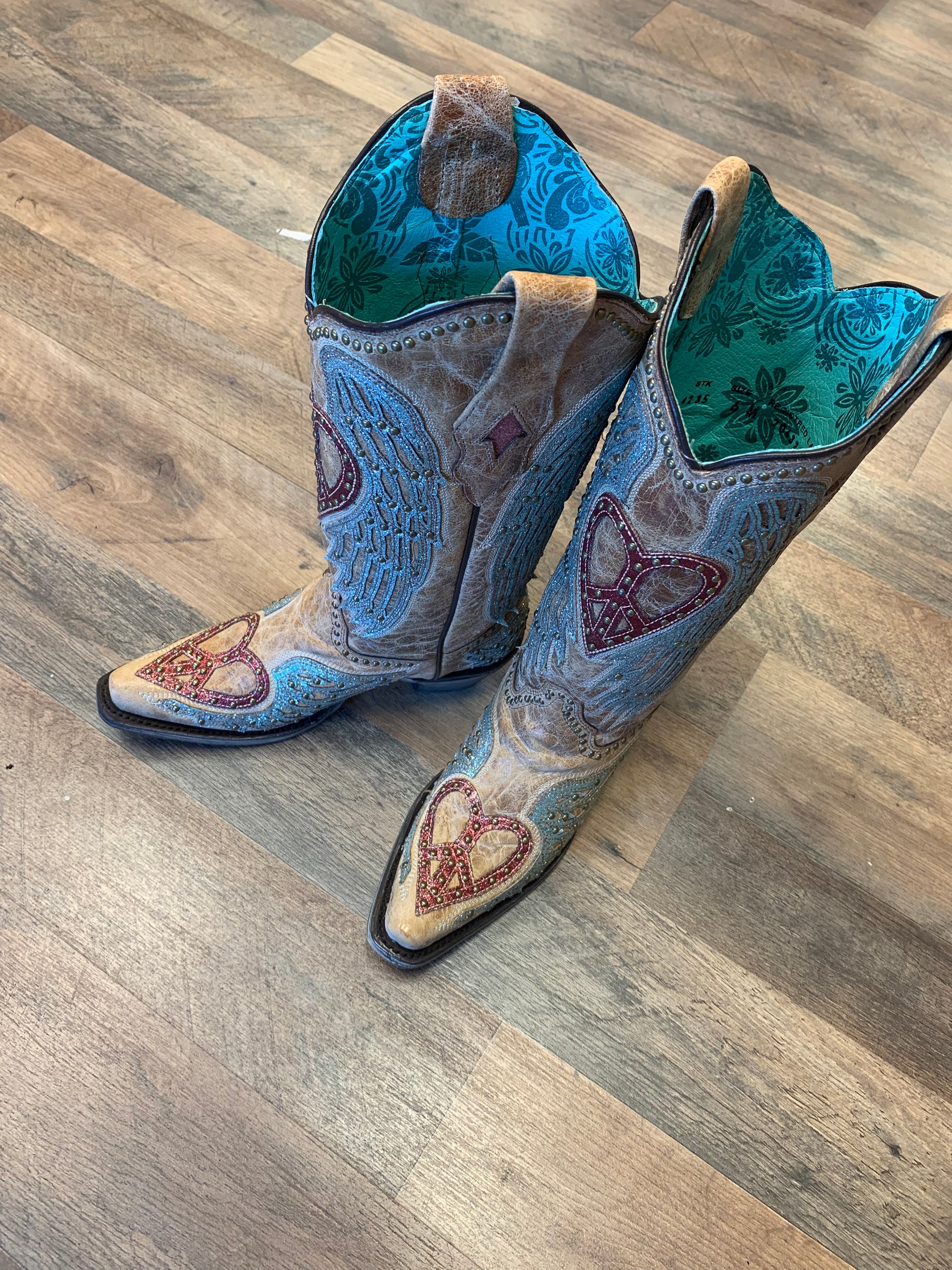 Corral Women's Heart & Wings Overlay Western Boots