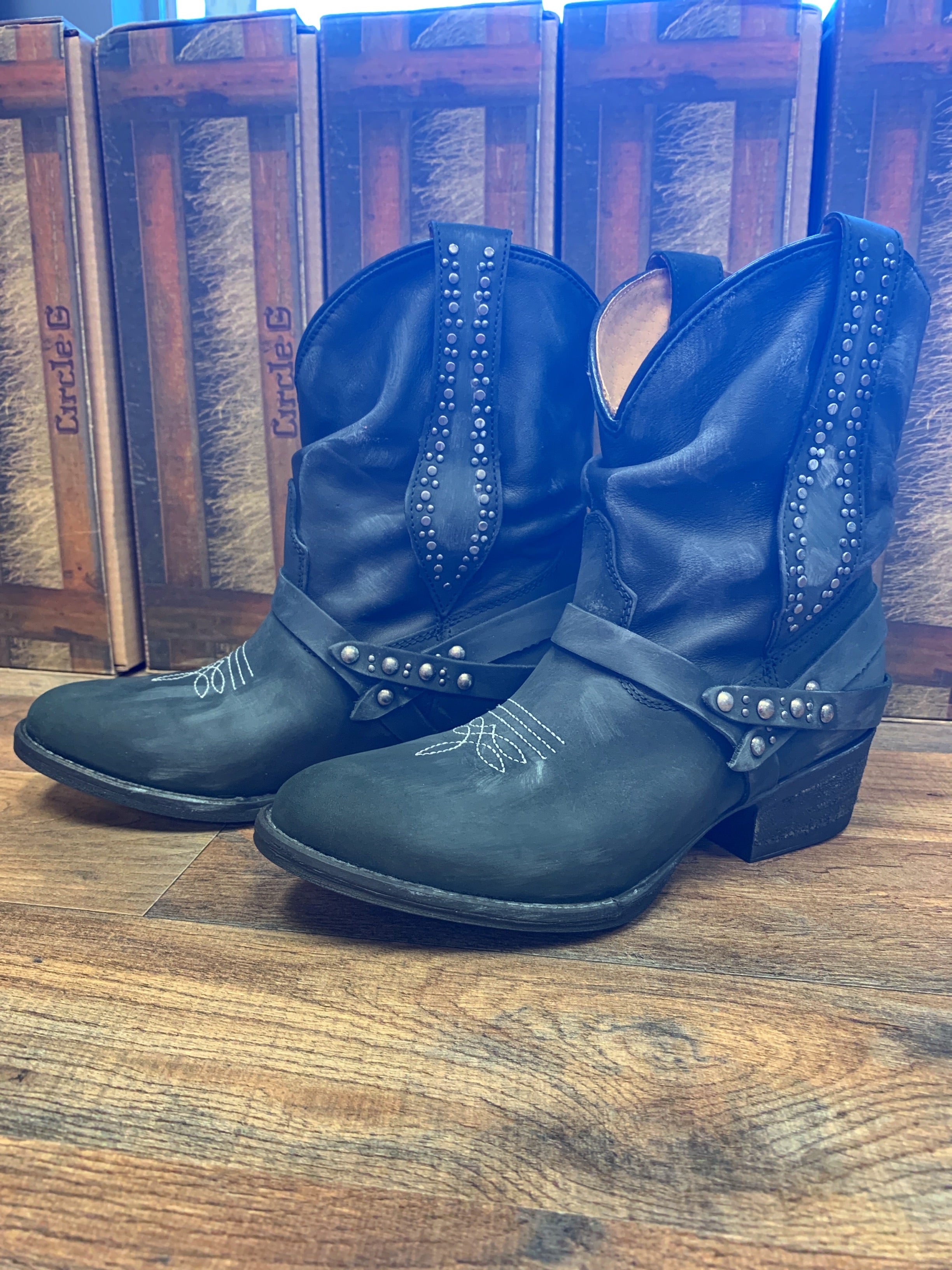 Corral hot sale boots ankle