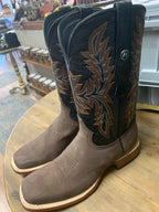 Tanner Mark Horse Vermount Black Top